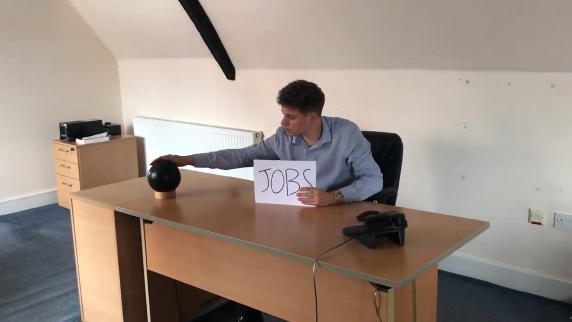 a seance using a cyrstal ball a seance using a cyrstal ball